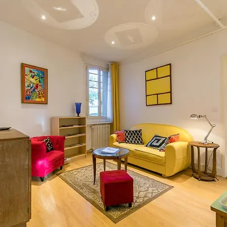 Le Chaussier, En Plein Centre De 디종